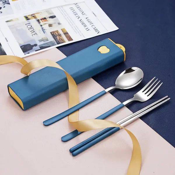Apple Button Pull-Out Design Box Portable Korean Style Cutlery Set